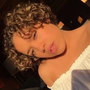 Meet your Posher, Hayden